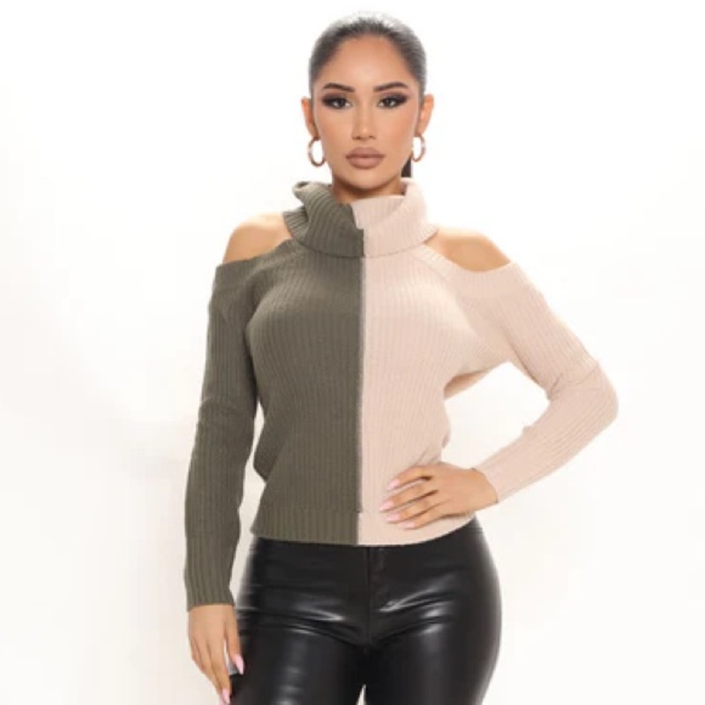 Mixed Emotions Colorblock Sweater NEW 🏷️